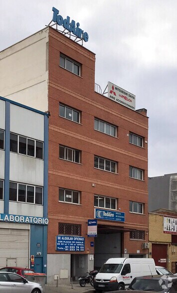 Calle de Luis i, 11, Madrid, Madrid à louer - Photo du bâtiment - Image 2 de 2