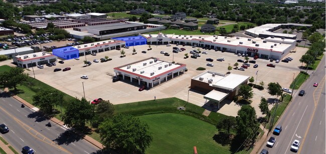 More details for 800-828 W Edmond Rd, Edmond, OK - Retail for Lease