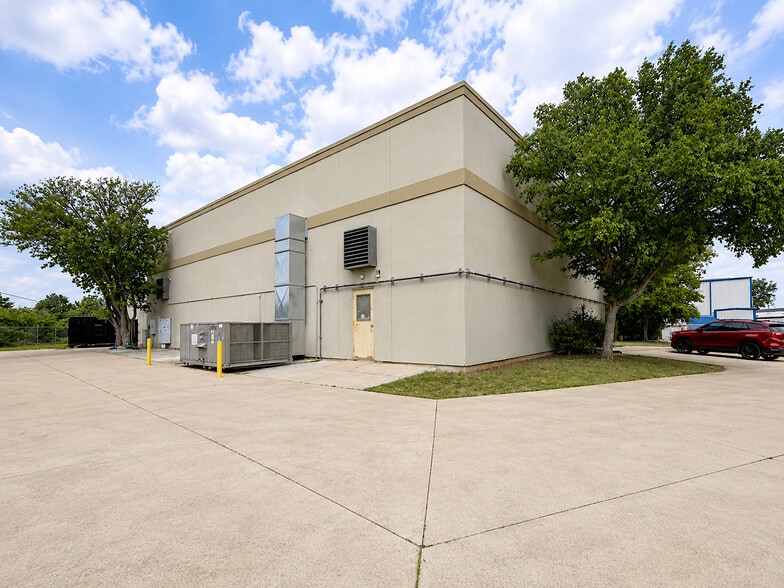 3508 Wellsite Dr, Norman, OK for sale - Building Photo - Image 2 of 38