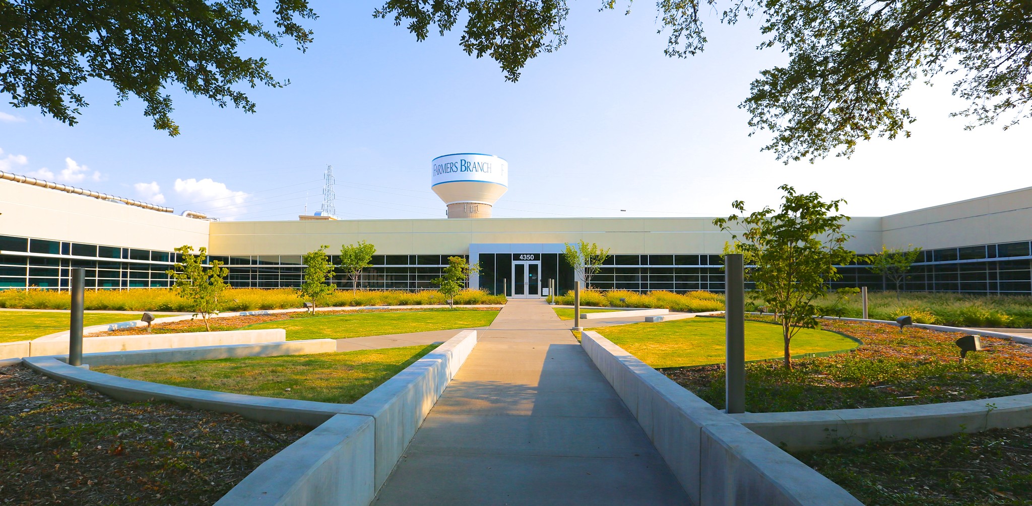 High Tech Manufacturing Complex portfolio of 4 properties for sale on LoopNet.ca Building Photo- Image 1 of 5