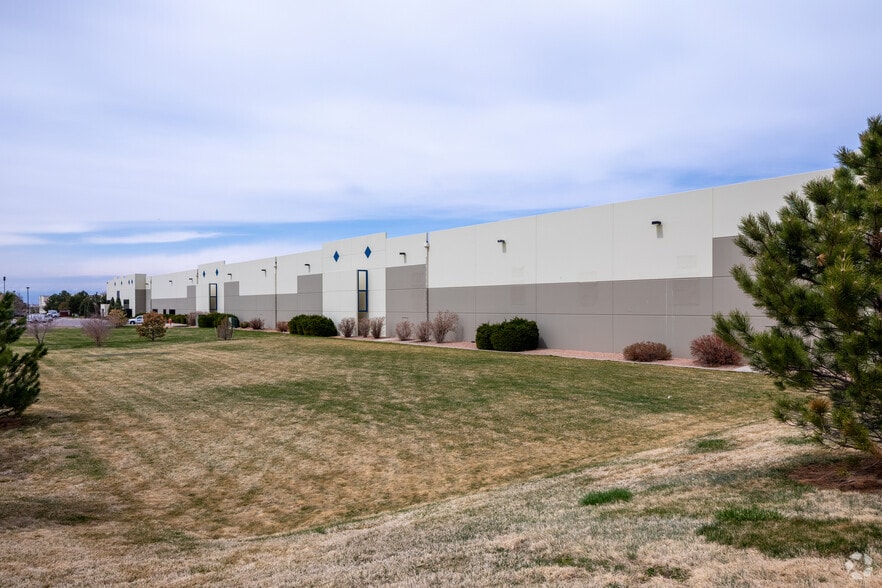 19503 E 34th Dr, Aurora, CO for lease - Building Photo - Image 2 of 4