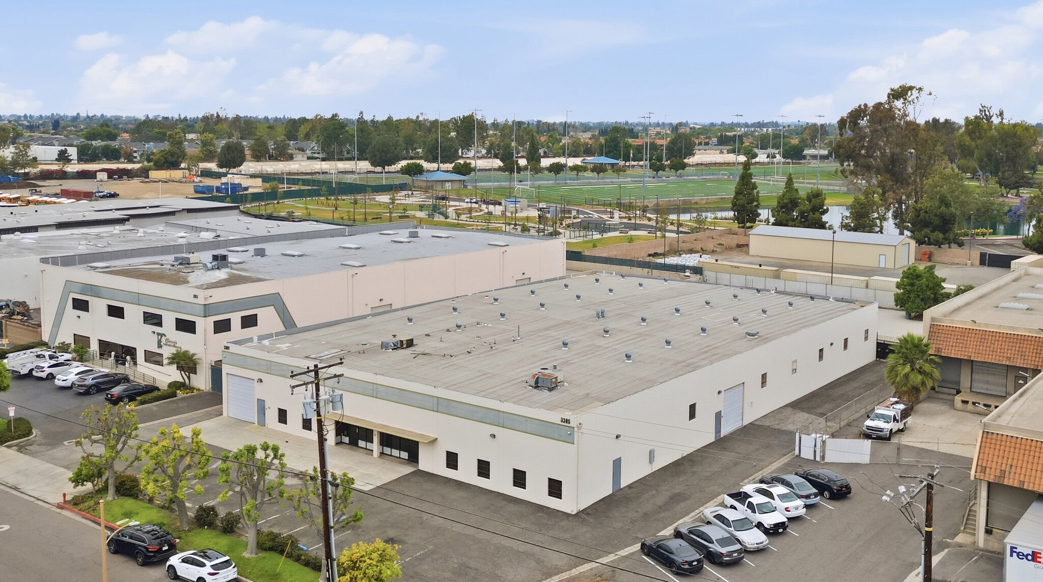 3305-3307 W Castor St, Santa Ana, CA for lease Building Photo- Image 1 of 7