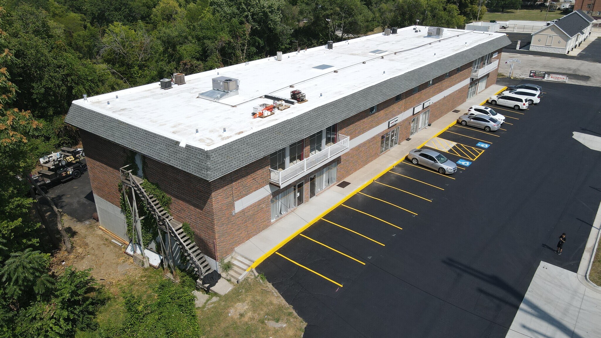 7540 Leavenworth Rd, Kansas City, KS for lease Building Photo- Image 1 of 12