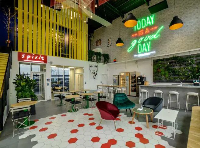 Industriel dans Louvres à vendre - Photo du bâtiment - Image 3 de 20