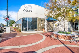 12 Section St N, Fairhope, AL à louer Photo du bâtiment- Image 2 de 11