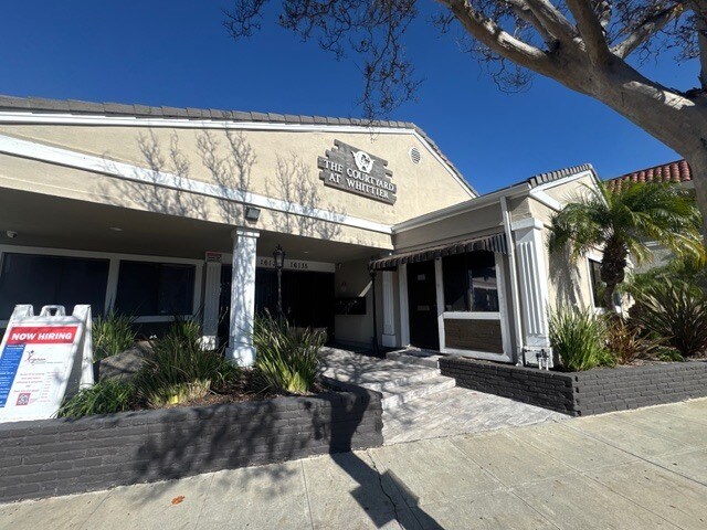16131 Whittier Blvd, Whittier, CA à louer - Photo du bâtiment - Image 2 de 9