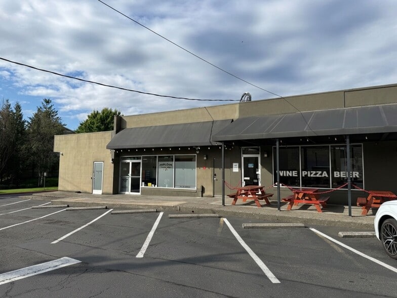 4700 SW Scholls Ferry Rd, Portland, OR for lease - Building Photo - Image 2 of 6