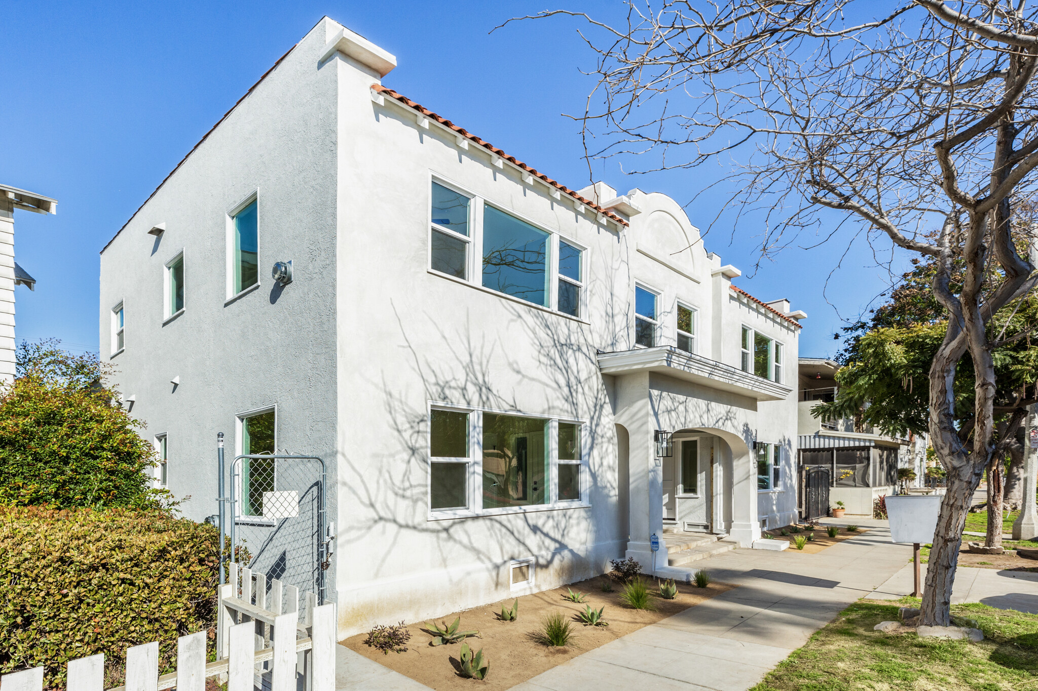 1221 E 1st St, Long Beach, CA for sale Primary Photo- Image 1 of 1