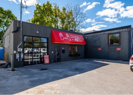 359-371 Horton St E, London, ON for sale - Building Photo - Image 2 of 12