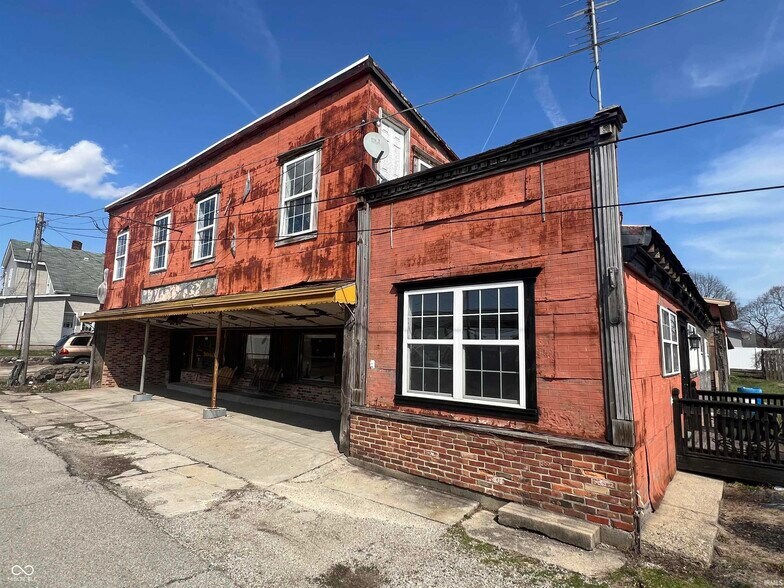 100 S 19th St, New Castle, IN à vendre - Photo du bâtiment - Image 2 de 9