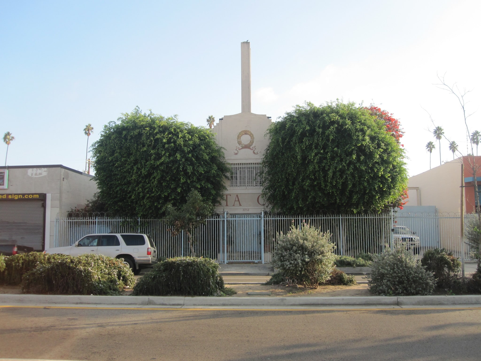 2252 W Washington Blvd, Los Angeles, CA for sale Primary Photo- Image 1 of 32