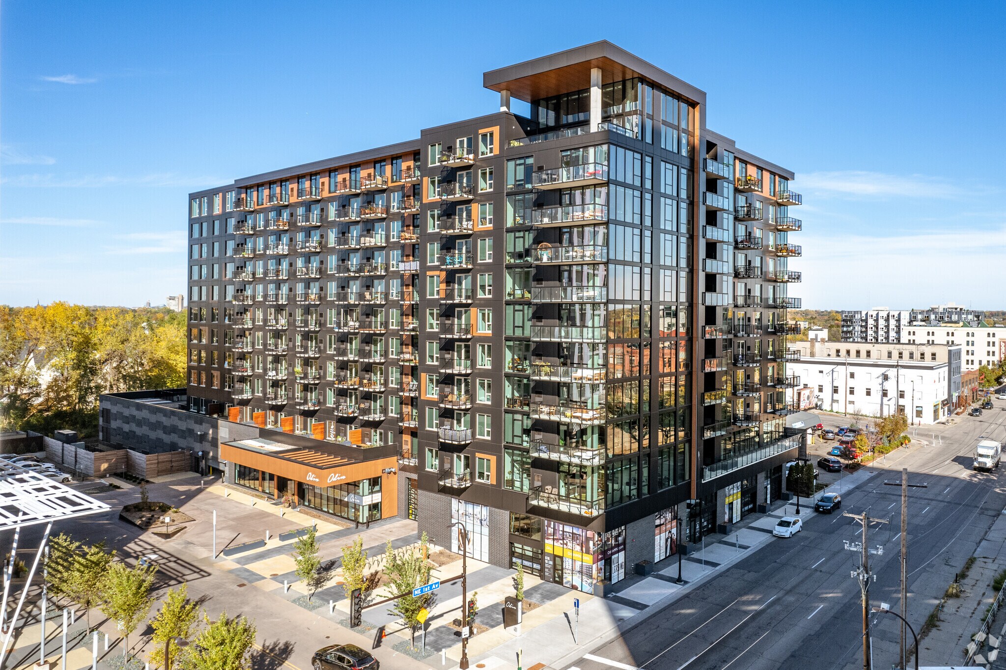 401 1st Ave NE, Minneapolis, MN à louer Photo du bâtiment- Image 1 de 166