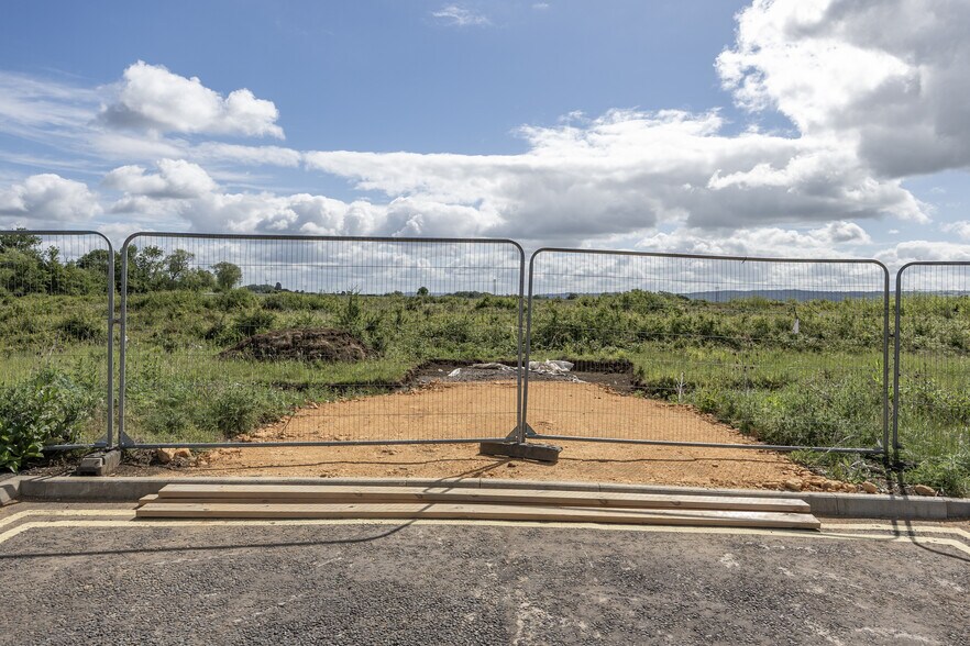 Vale Park, Evesham for lease - Construction Photo - Image 3 of 4