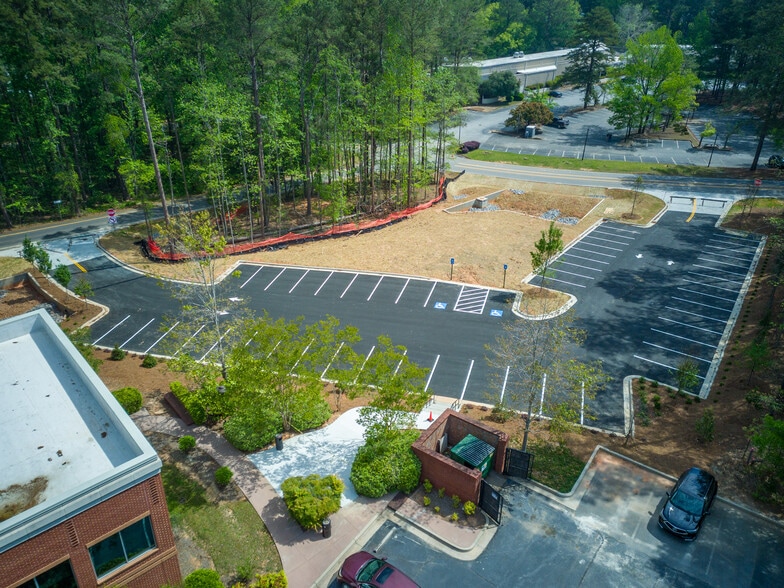 455 Northlake Dr, Peachtree City, GA à louer - Photo du bâtiment - Image 3 de 5
