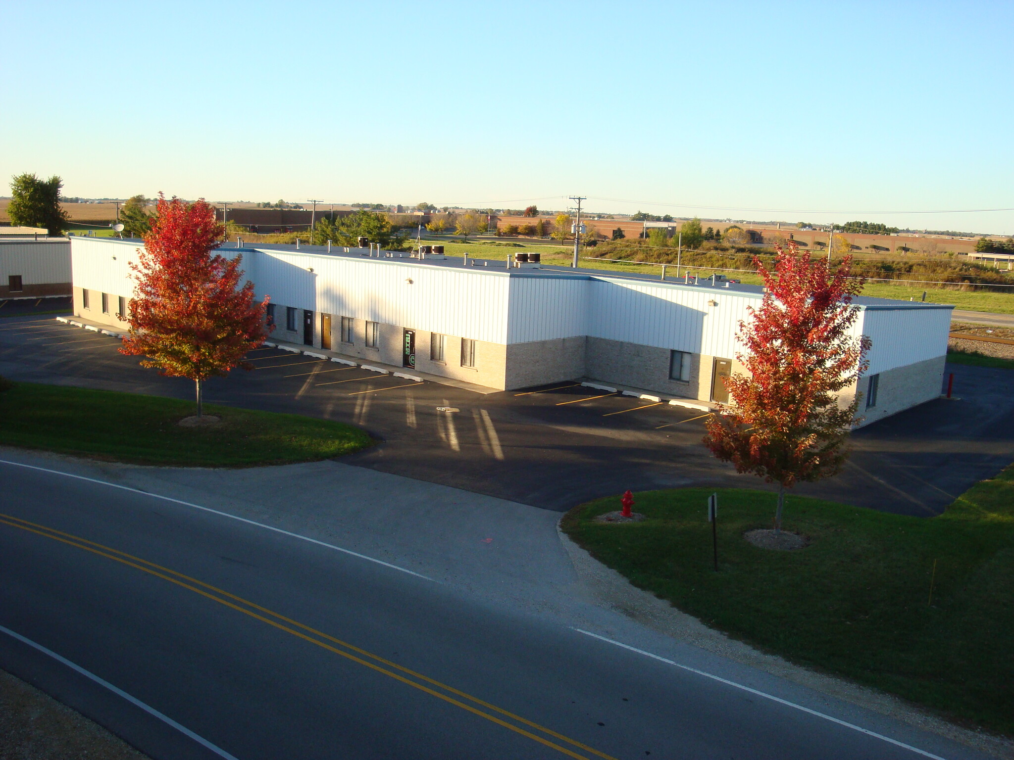 1861 Old Granart Rd, Sugar Grove, IL for lease Building Photo- Image 1 of 1