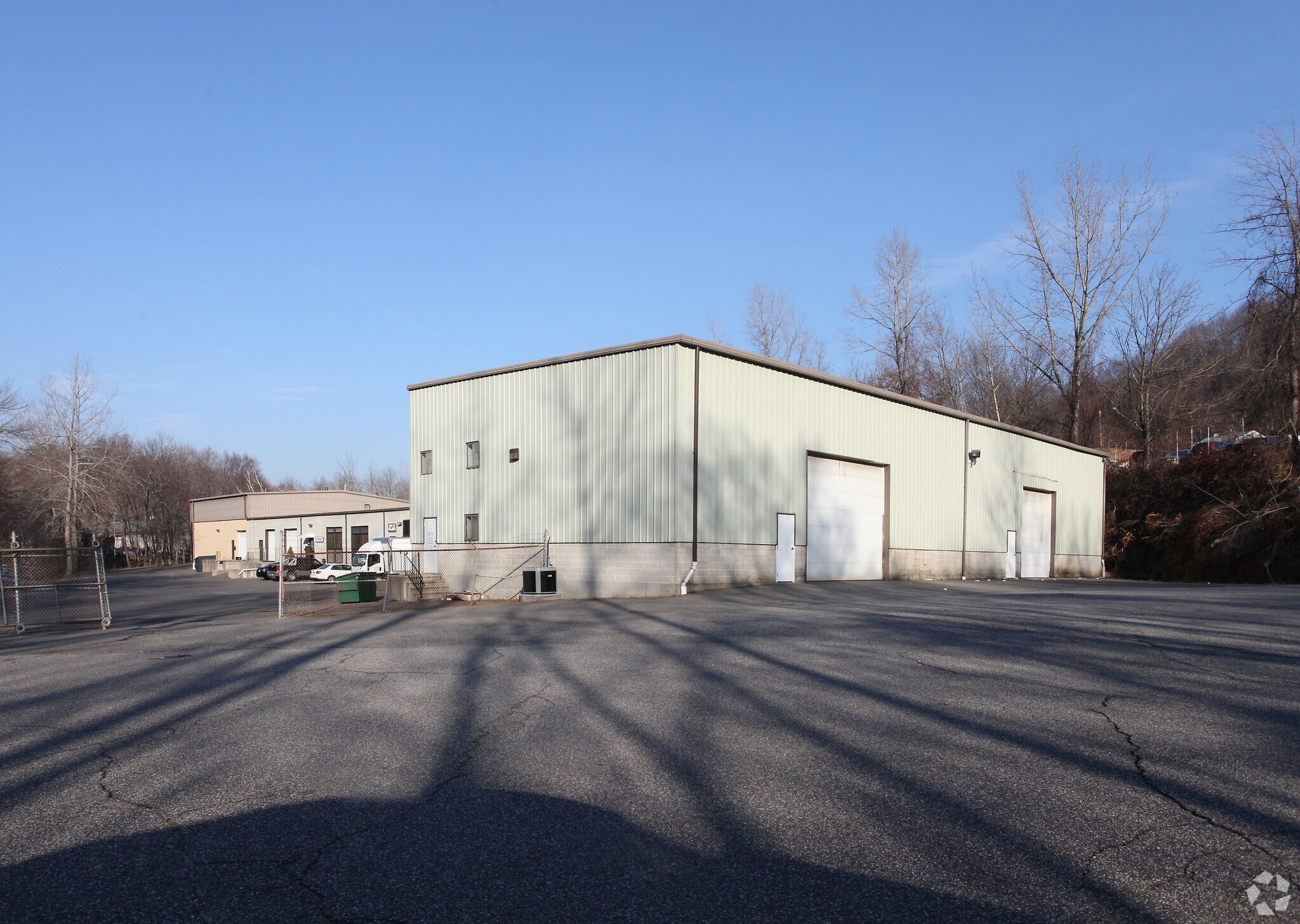 1 Mattoon Rd, Waterbury, CT for lease Primary Photo- Image 1 of 5