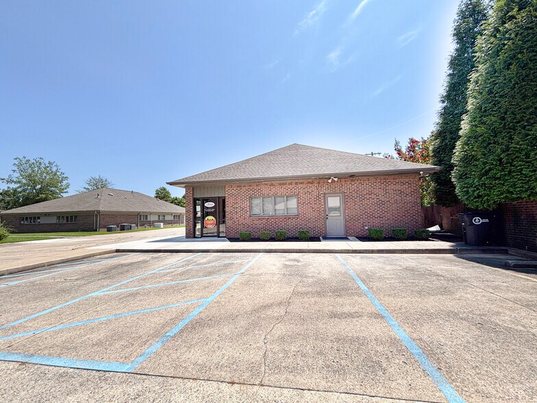 224 Berger Rd, Paducah, KY à vendre - Photo du bâtiment - Image 2 de 29