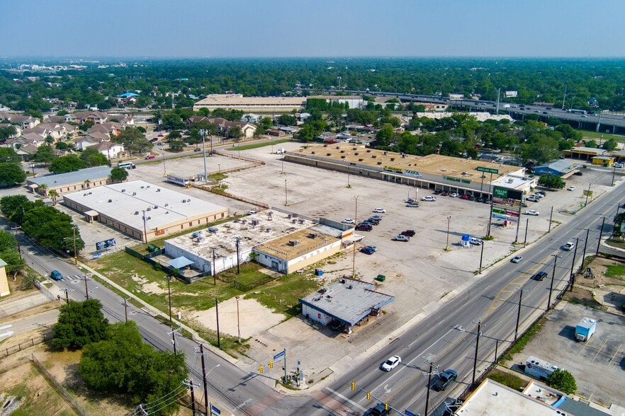 2118 S Zarzamora St, San Antonio, TX for sale - Primary Photo - Image 1 of 5