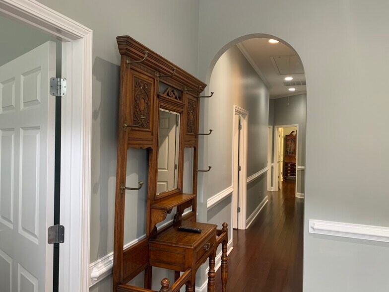 1825 Lockeway Dr, Alpharetta, GA à vendre - Photo intérieure - Image 3 de 24