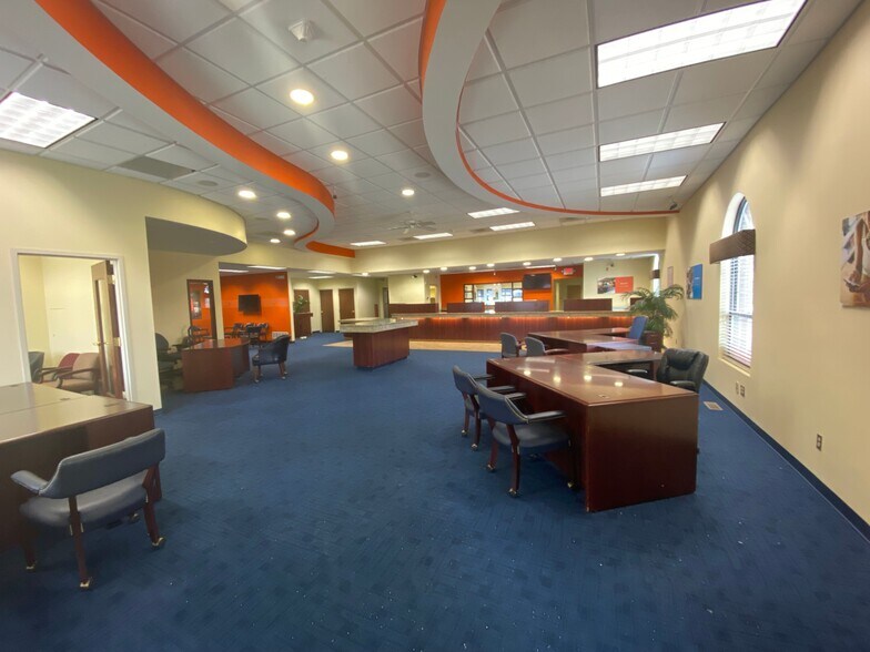 435 E North St, Bradley, IL à louer - Photo intérieure - Image 3 de 5