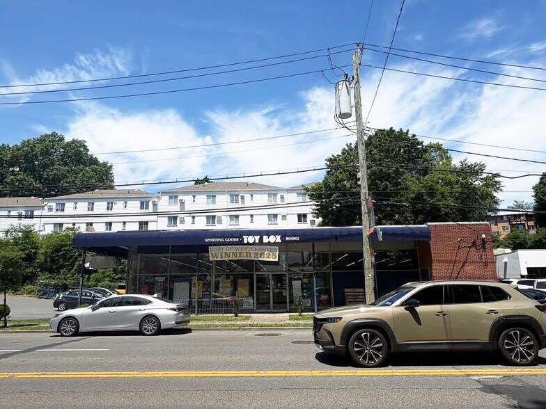 310 W Boston Post Rd, Mamaroneck, NY for lease - Building Photo - Image 1 of 5