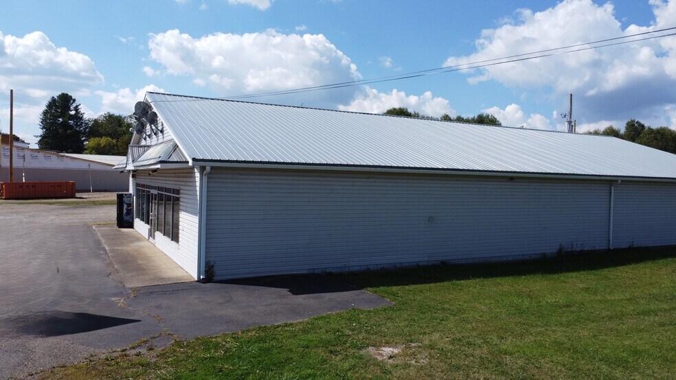 45420 Route 6, Corry, PA à vendre - Photo du bâtiment - Image 3 de 23