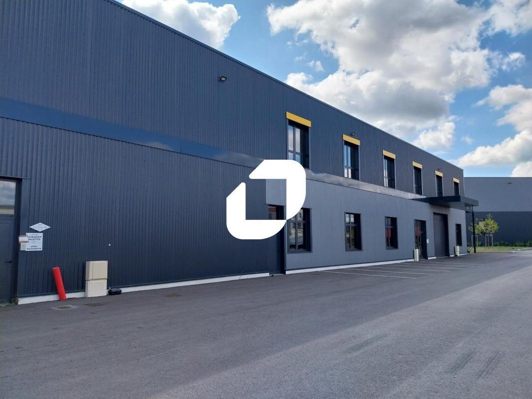 Flex in Neuville-sur-Saône for lease Building Photo- Image 1 of 9