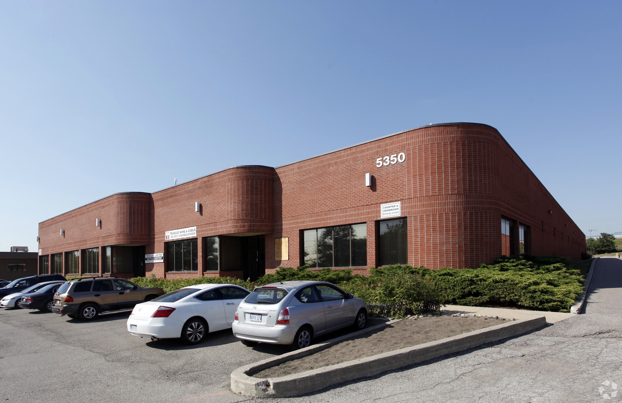 5350 Timberlea Blvd, Mississauga, ON for sale Primary Photo- Image 1 of 1