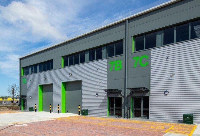 Plus de détails pour 7A-9 Dunnings Bridge Rd, Bootle - Industriel à louer