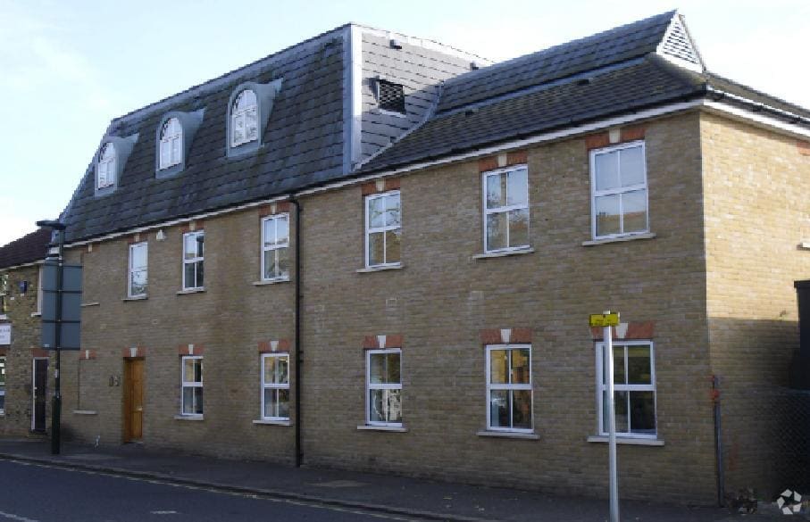 58-60 Ashley Rd, Hampton for lease Primary Photo- Image 1 of 3