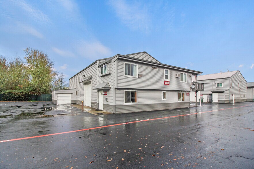 3904-3922 W 1st Ave, Eugene, OR à louer - Photo du bâtiment - Image 3 de 10