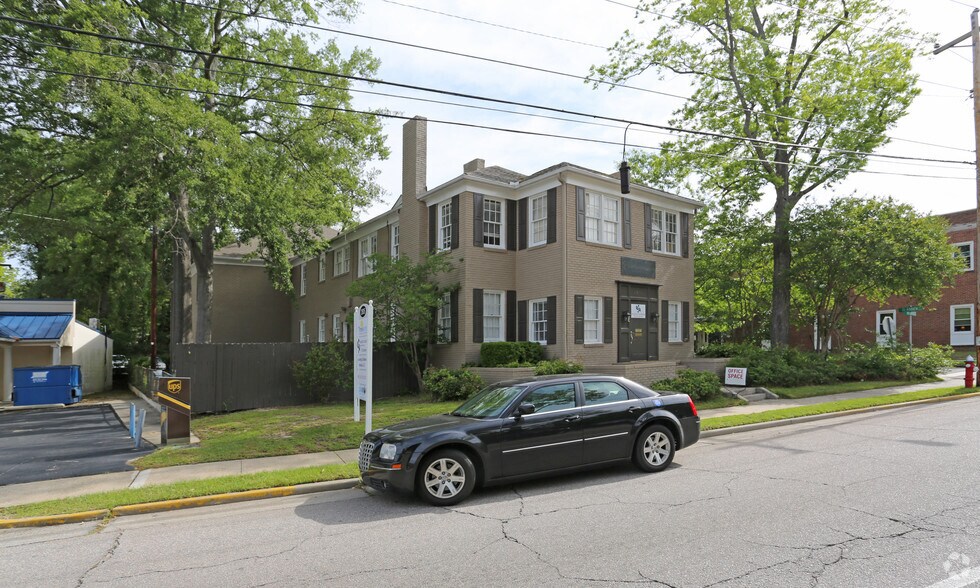 2805 Millwood Ave, Columbia, SC à louer - Photo du bâtiment - Image 3 de 4