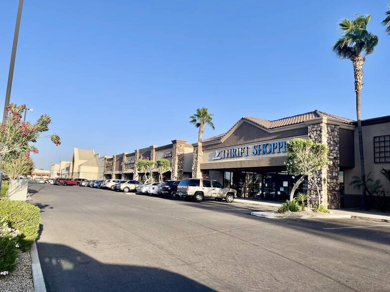 1245-1305 W Guadalupe Rd, Mesa, AZ à louer - Photo du bâtiment - Image 3 de 8