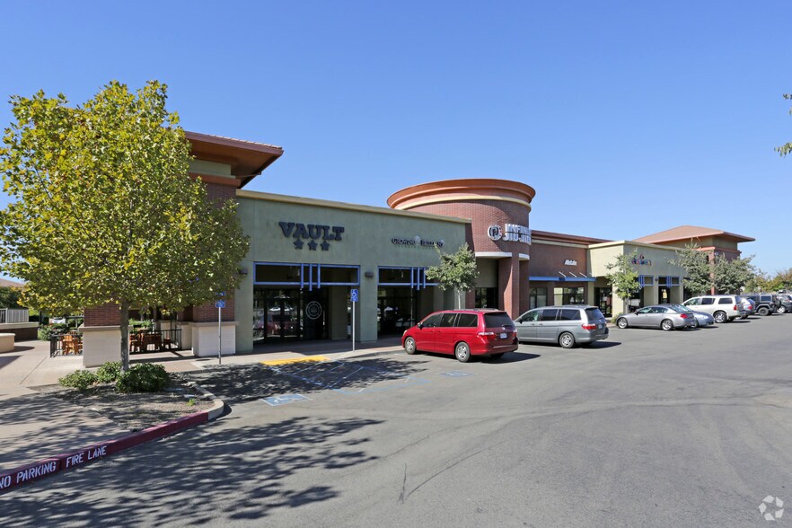 6508 Lonetree Blvd, Rocklin, CA à louer - Photo du bâtiment - Image 2 de 5