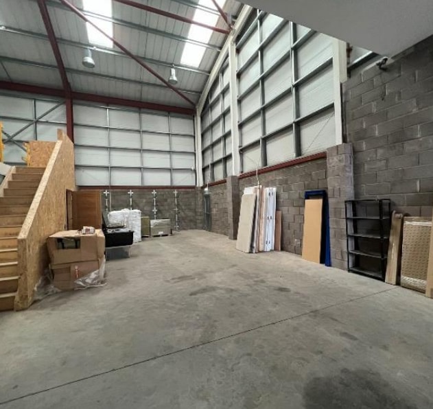 79-79A Salamander St, Edinburgh for lease Interior Photo- Image 1 of 2