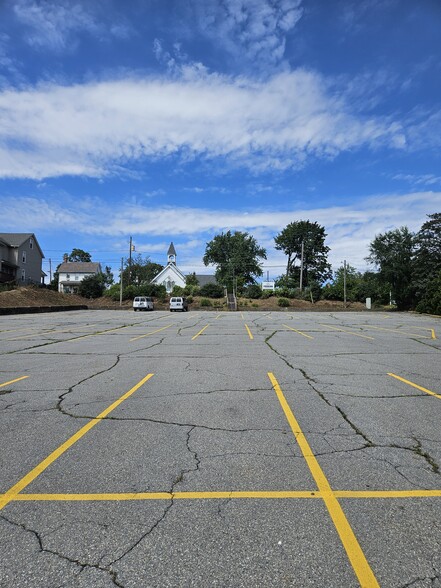 57 E Greenwich St, Bethlehem, PA for lease - Building Photo - Image 3 of 3