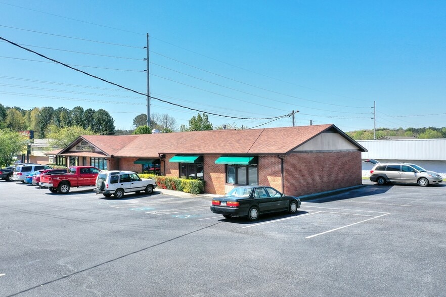 1102 W Spring St, Monroe, GA for sale - Building Photo - Image 3 of 72
