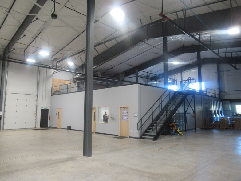 1830 Scout Pl, Ferndale, WA à vendre - Photo intérieure - Image 2 de 21