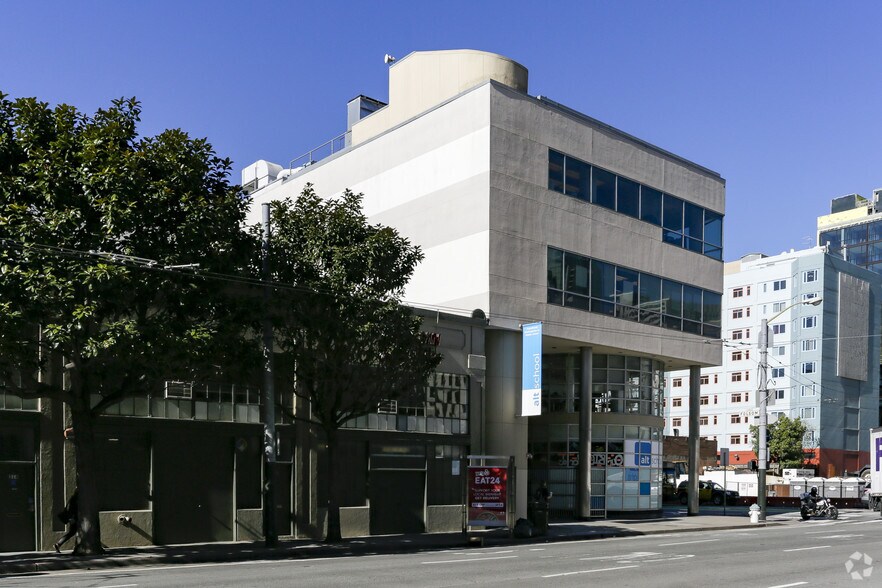 300 4th St, San Francisco, CA à louer - Photo du bâtiment - Image 2 de 3