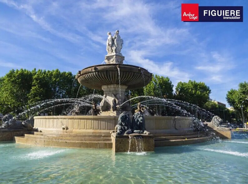 Retail in Aix-en-Provence for lease - Building Photo - Image 1 of 6