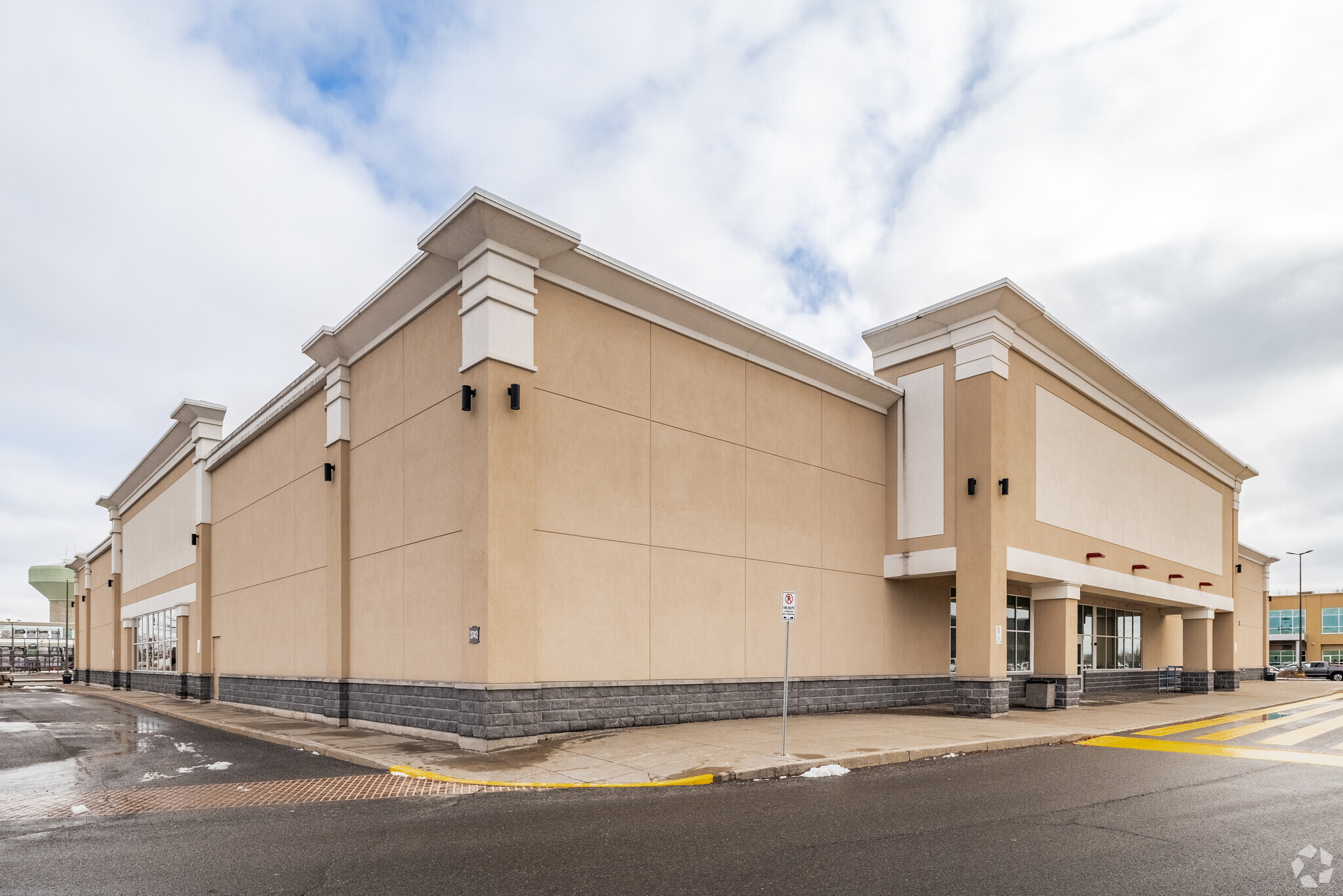 3742 Innes Rd, Ottawa, ON for lease Building Photo- Image 1 of 22