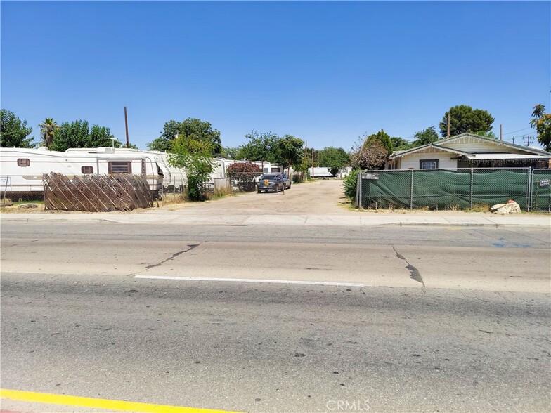 922 S Union Ave, Bakersfield, CA for sale - Primary Photo - Image 1 of 7