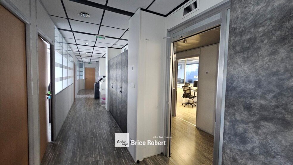 3 Rue De La Claire, Lyon for lease - Interior Photo - Image 2 of 6