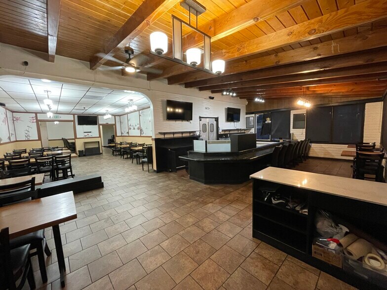 5933-43 El Cajon Blvd, San Diego, CA à vendre - Photo du bâtiment - Image 3 de 44