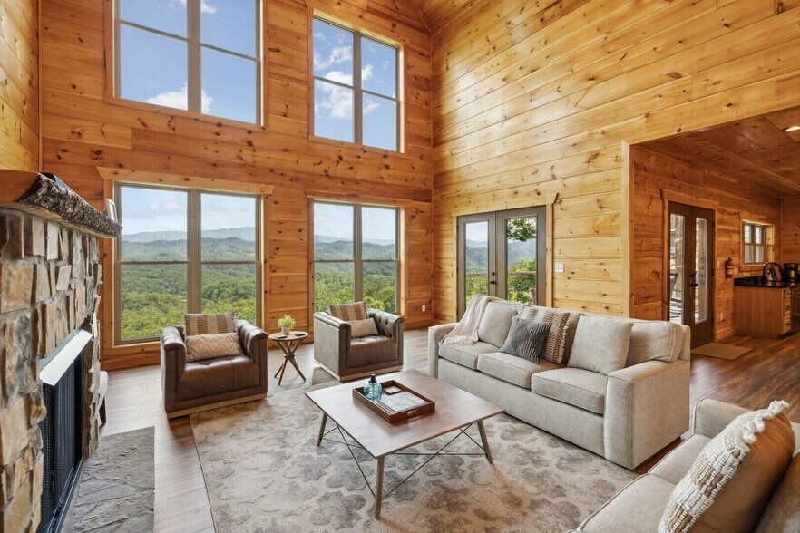 18 Unit Cabin Portfolio portefeuille de 15 propriétés à vendre sur LoopNet.ca - Photo du bâtiment - Image 2 de 25