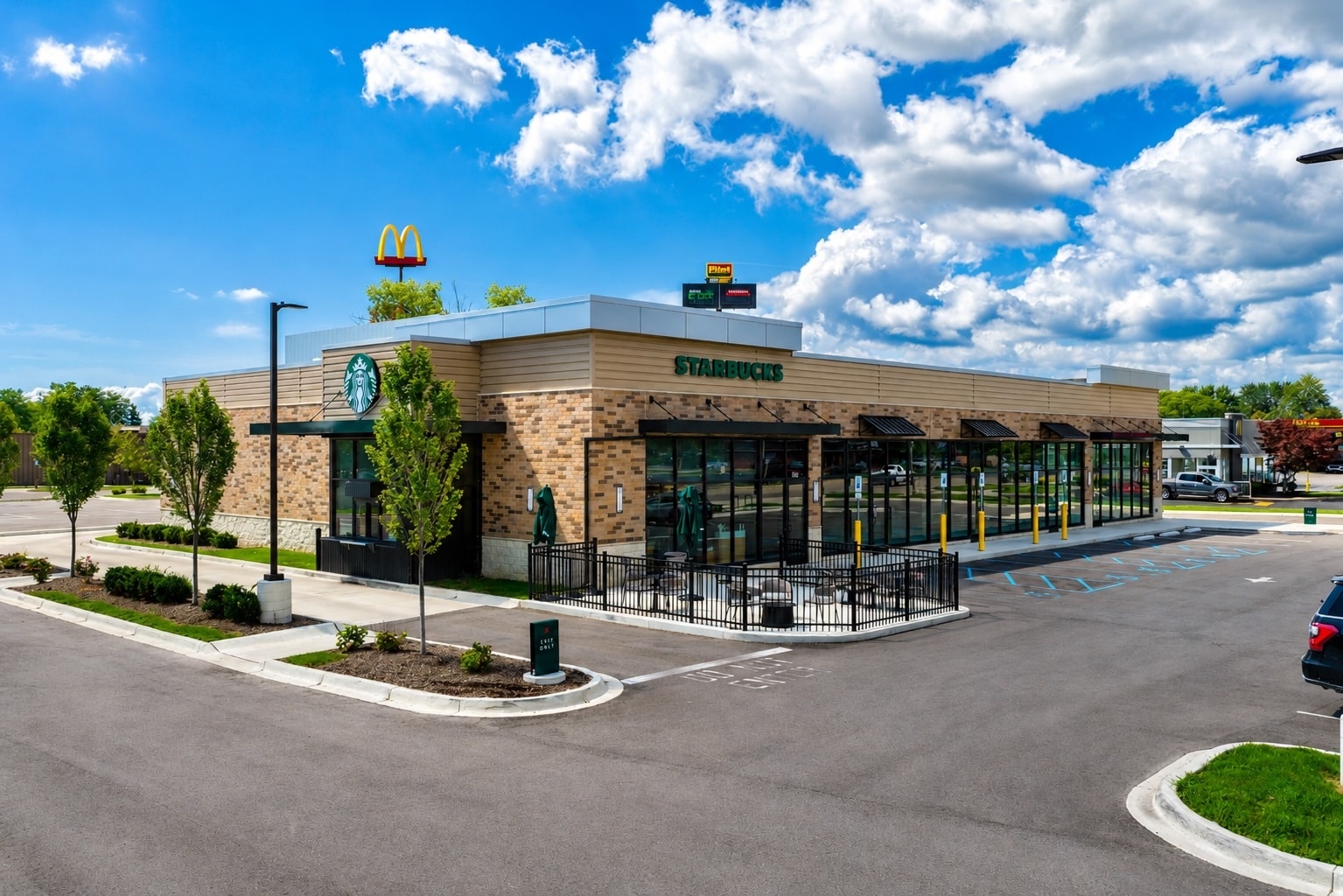 1224 N Dixie Hwy, Monroe, MI for lease Building Photo- Image 1 of 10