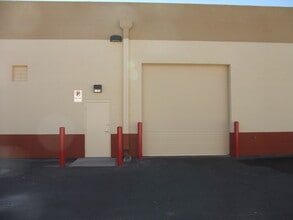 1050 N Eliseo Felix Jr Way, Avondale, AZ à louer Photo intérieure- Image 2 de 3