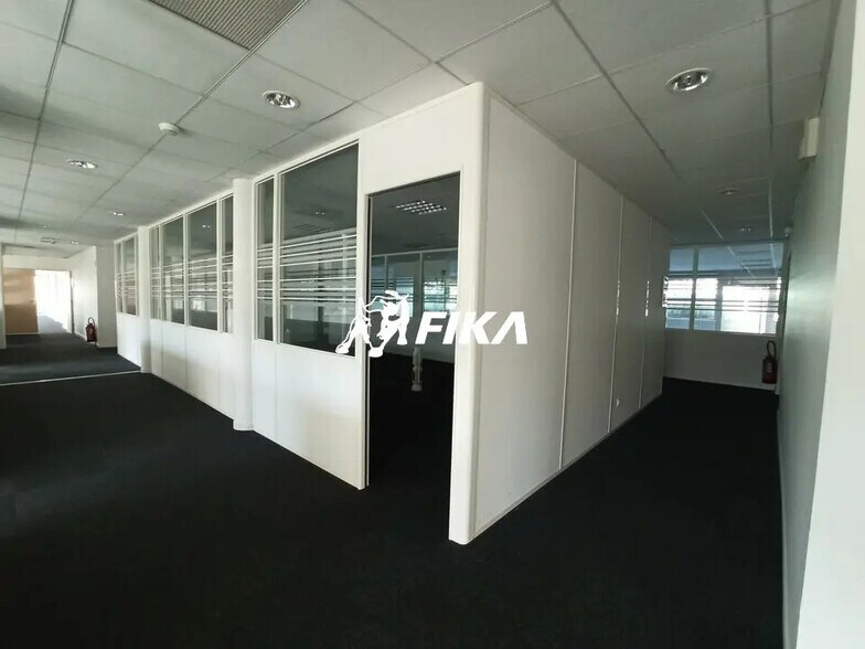 2460 Voie De L'occitanie, Labège à louer - Photo du bâtiment - Image 3 de 8