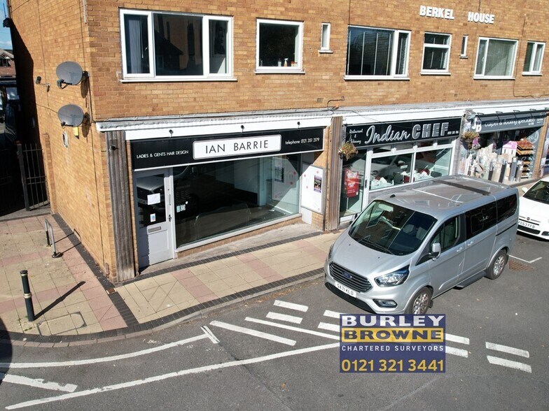 51 Walmley Rd, Sutton Coldfield à louer - Photo du bâtiment - Image 1 de 11