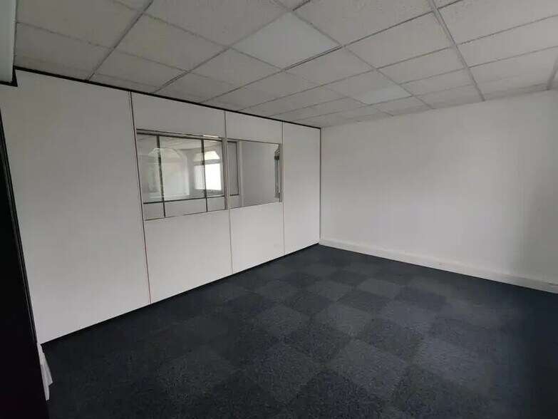 5 Rue Guy Moquet, Orsay à vendre - Photo du bâtiment - Image 2 de 17